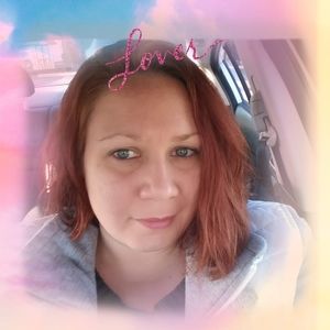 Meet your Posher, Marissa